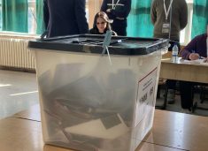 “Restorante, kafene”, Gjykata Supreme refuzon ankesën të VV-së për qendrat e votimit jashtë Kosovës