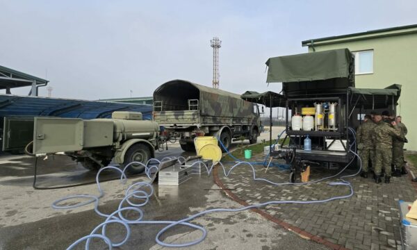 Kompania e Materieve të Rrezikshme përfundon trajnimin për pajisjet e pastrimit të ujit të kontaminuar