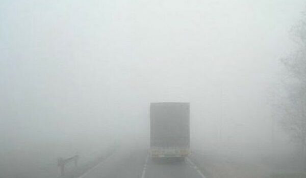 Mjegulla e dendur, IHK këshillon për kujdes në komunikacion