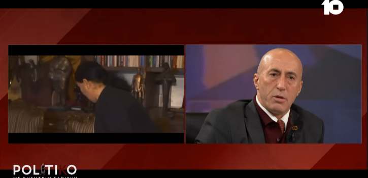Ramush Haradinaj përlotet gjersa sheh videon e nënës së tij duke vajtuar për djemtë e vrarë gjatë luftës