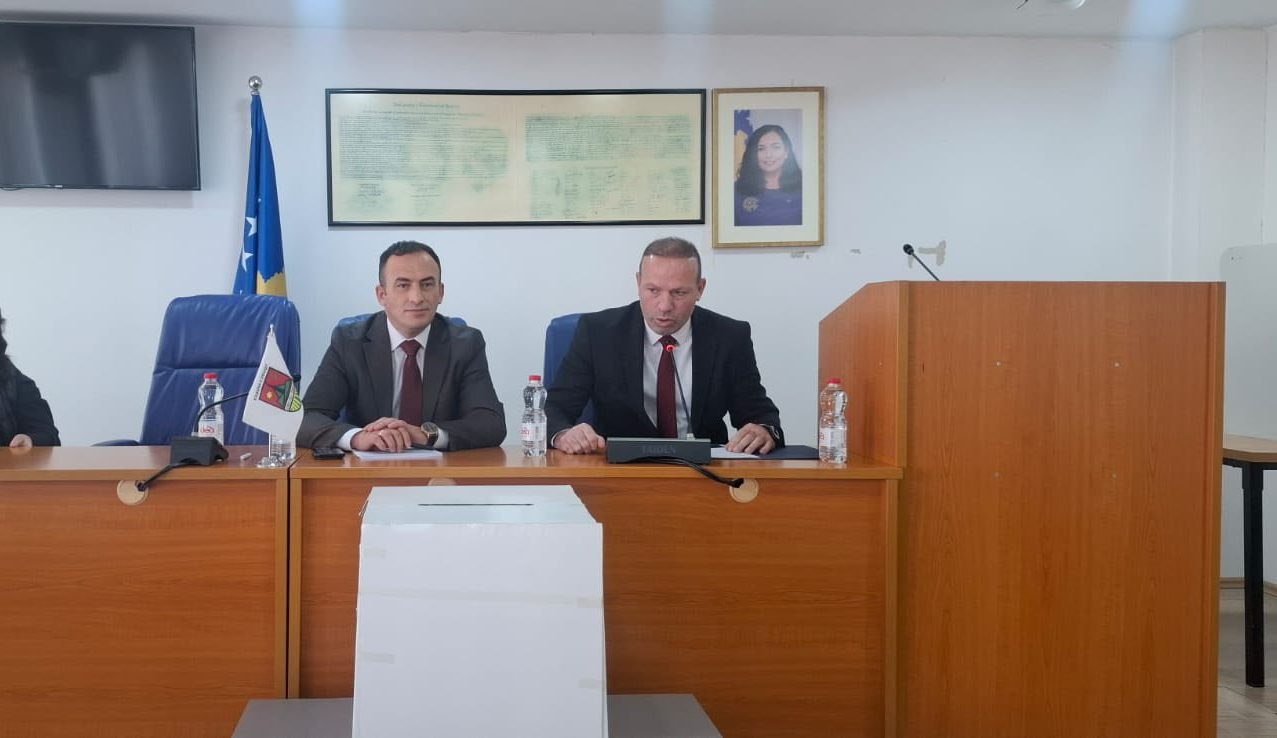 ​Kuvendi Komunal i Obiliqit bëhet me kryesues të ri