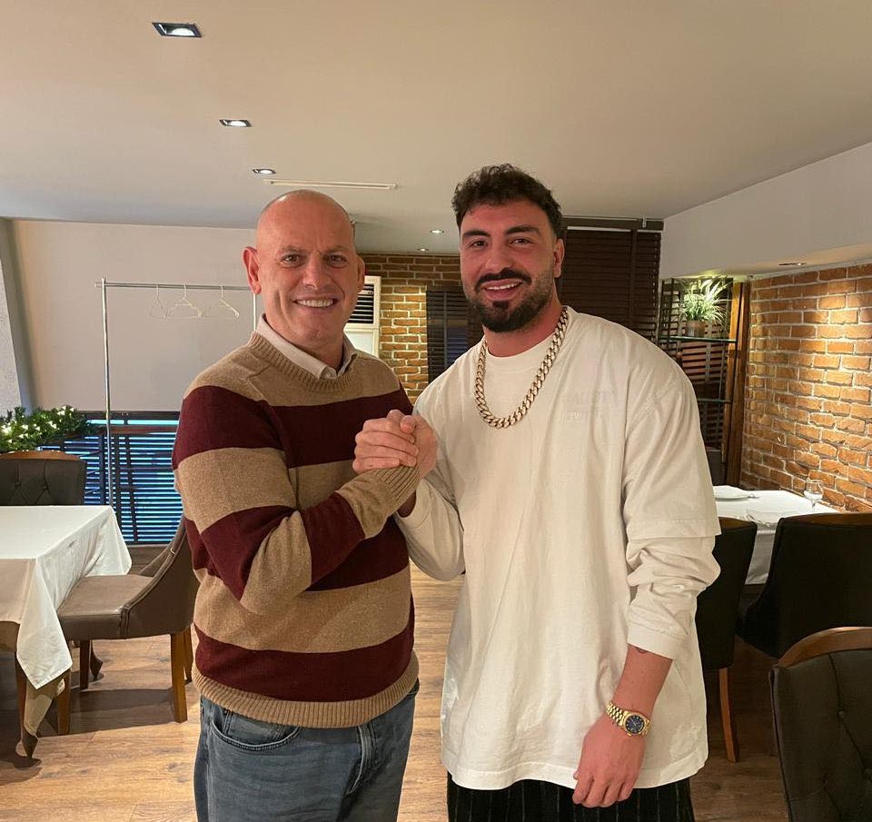 Ramiz Lladrovci takon Ledri Vulën, vlerëson lart muzikën e tij: I ndershmi nderon