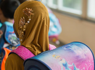 Austria ndalon shaminë në shkolla për vajzat nën 14 vjeç