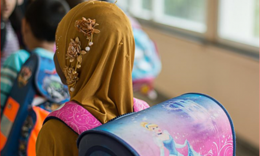 Austria ndalon shaminë në shkolla për vajzat nën 14 vjeç