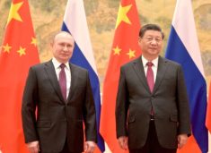 BE-ja diskuton për mbështetjen e Kinës për Rusinë, përfshirë dërgesat e mundshme të armëve