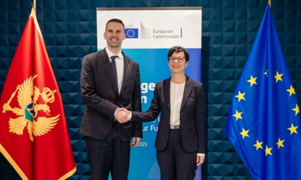 Mali i Zi mbyll sot pesë kapituj negociues në Bruksel