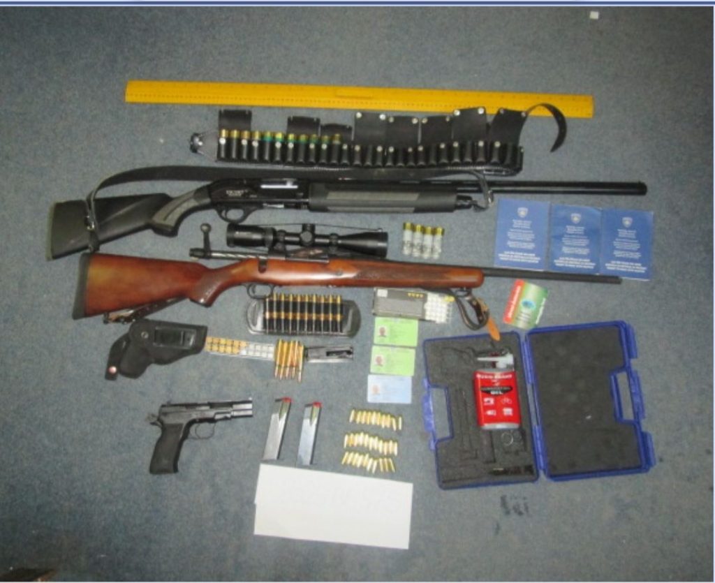 Bastisje në Skenderaj, Policia sekuestron municion