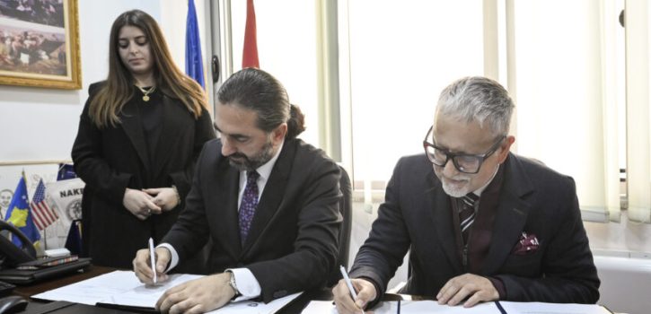 Nënshkruhet marrëveshja 2.5 milionë euro mes Ministrisë së Shëndetësisë dhe Komunës së Fushë Kosovës për ndërtimin e QKMF-së