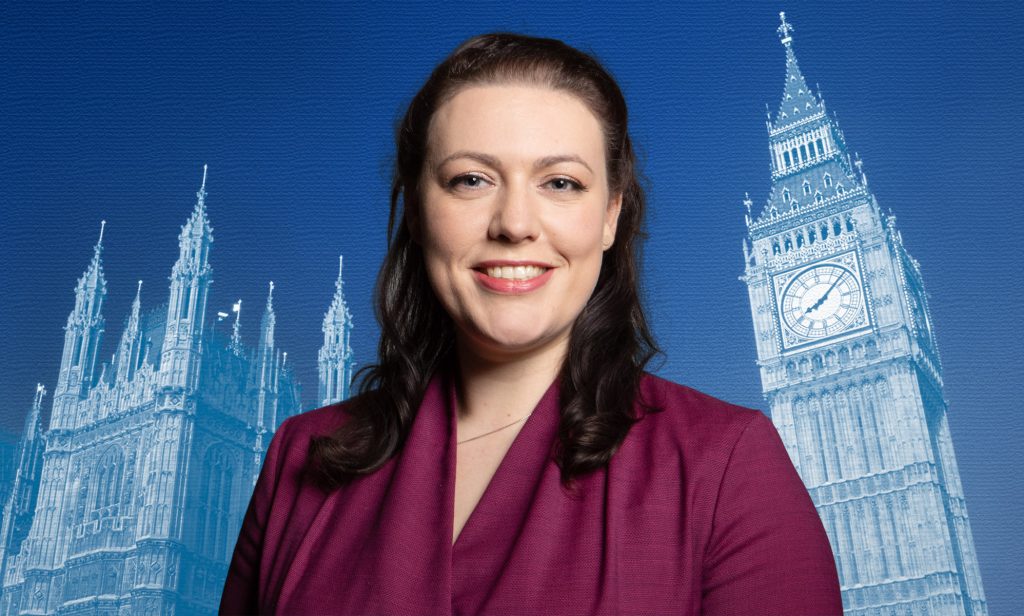 Deputetja britanike Alicia Kearns: Milan Radoiçiq dhe bashkëpunëtorët e tij duhet të përballen me drejtësinë