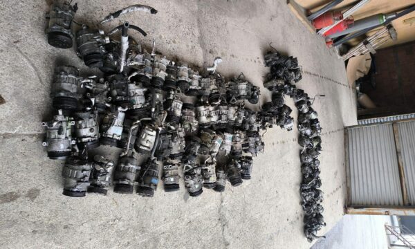 Dogana ndalon mallra të padeklaruara me vlerë rreth 4 mijë euro te Dheu i Bardhë