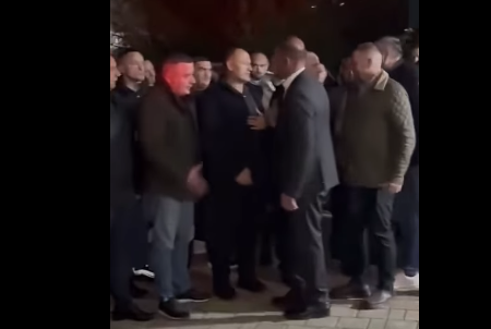 Daut Haradinaj pritet nga shumë qytetarë në tubim: Faleminderit Jabllanicë!
