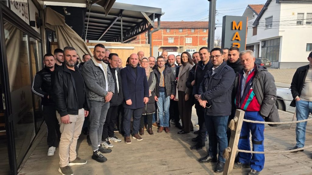 Velekinca rreshtohet me Lëvizjen VETËVENDOSJE, mbështetje për kandidatin Luan Aliu