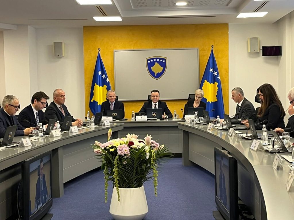 Kurti mirëpret heqjen e masave të BE-së: Kosova nuk ishte shkaktare e eskalimit të situatës