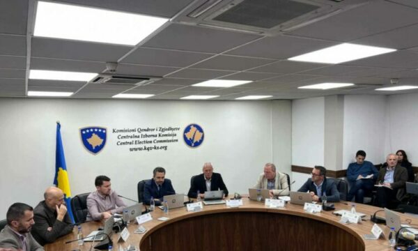 KQZ akrediton edhe 276 vëzhgues, prej tyre 15 organizata