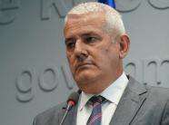 Pritjet e gjata në kufijtë kroat, Sveçla telefonon ministrin Božinović