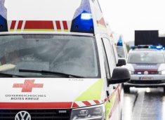 Rrokulliset vetura në Austri që po e drejtonte gruaja nga Kosova, me vete kishte burrin dhe dy fëmijët