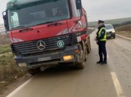 Përlloçën rrugët derisa po bartnin dhe, kompanitë gjobiten me 1000 euro dhe obligohen t’i pastrojnë rrugët