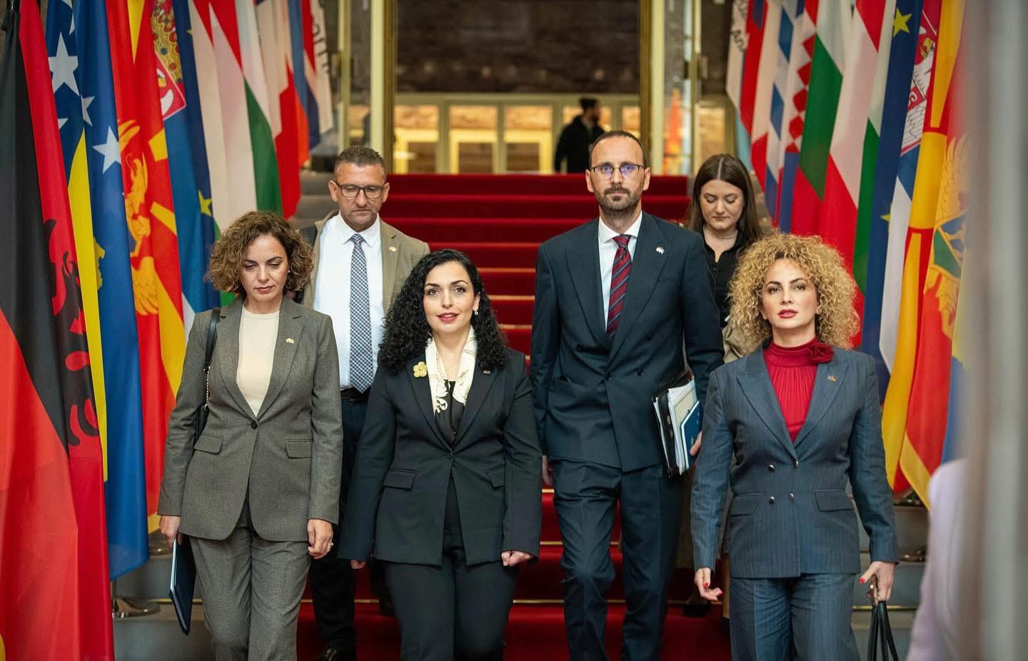 Kadaj-Bujupi i përgjigjet Hotit: Presidentja Osmani ka legjitimitet dhe rezultate të padiskutueshme në politikën e jashtme