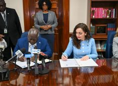 Pas njohjes, Bahamas heq vizat për Kosovën – marrëveshja nënshkruhet në Washington