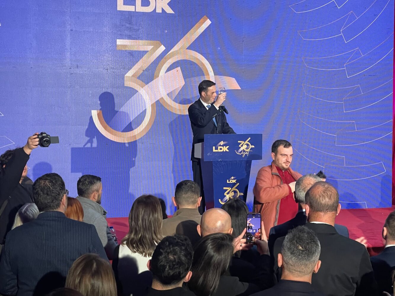 Lumir Abdixhiku: LDK për 36 vjet ka qenë shtylla e lirisë, demokracisë dhe shtetësisë së Kosovës