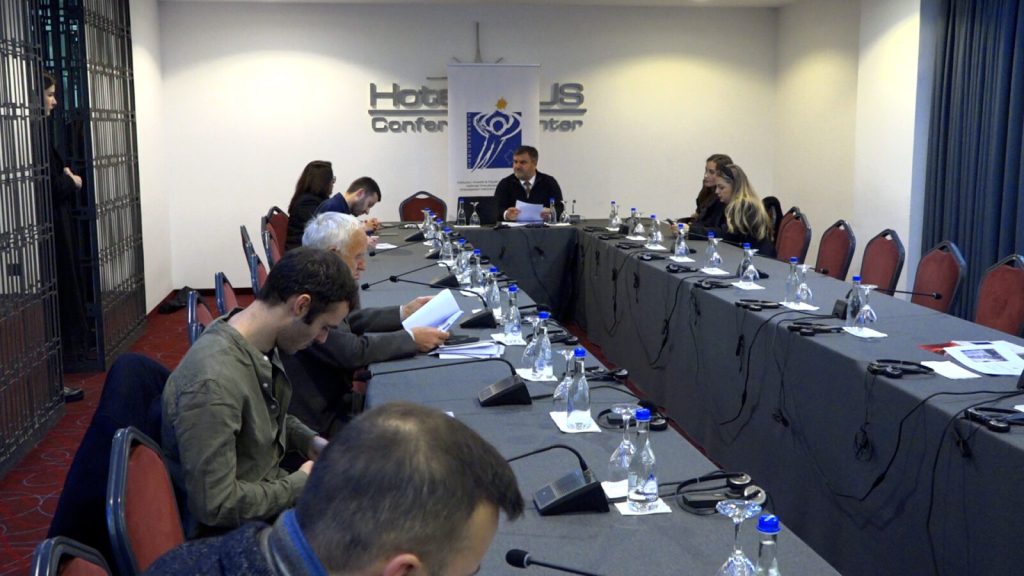 Humb vëmendja për të drejtat e njeriut, Qelaj shpalos shqetësimin me dhunën në shkolla dhe shifrat që nuk përputhen mes MASHT dhe Policisë