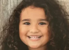 E rëndë në SHBA: Gjendet trupi i pajetë i 9-vjeçares së zhdukur, dyshohet se u vra nga nëna e saj