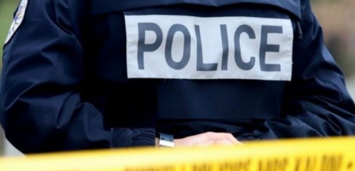 Gjendet i shtrirë një person në tarracën e banesës në Pejë, dërgohet në QKUK