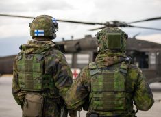 KFOR zhvillon stërvitje me helikopterin Black Hawk në Kampin Bondsteel