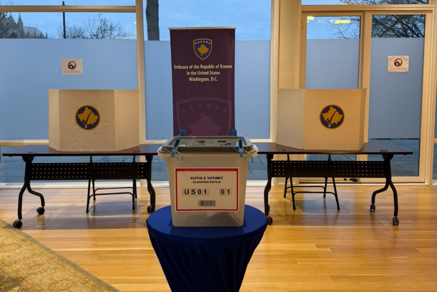 Hapet edhe qendra e votimit në Ambasadën e Kosovës në Washington