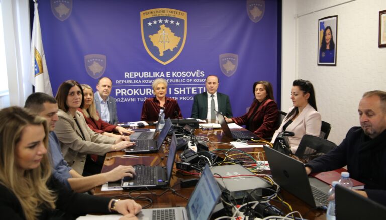 U.D Kryeprokurori i Shtetit viziton dhomën operative për monitorimin e procesit zgjedhor