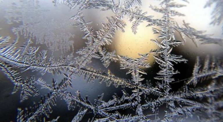 Nesër temperaturat -8 gradë Celsius