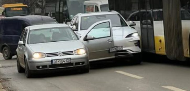100 aksidente veç të hënën në Kosovë
