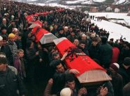 Aktakuzë ndaj 21 personave për vrasjen e 42 civilëve në Reçak gjatë luftës