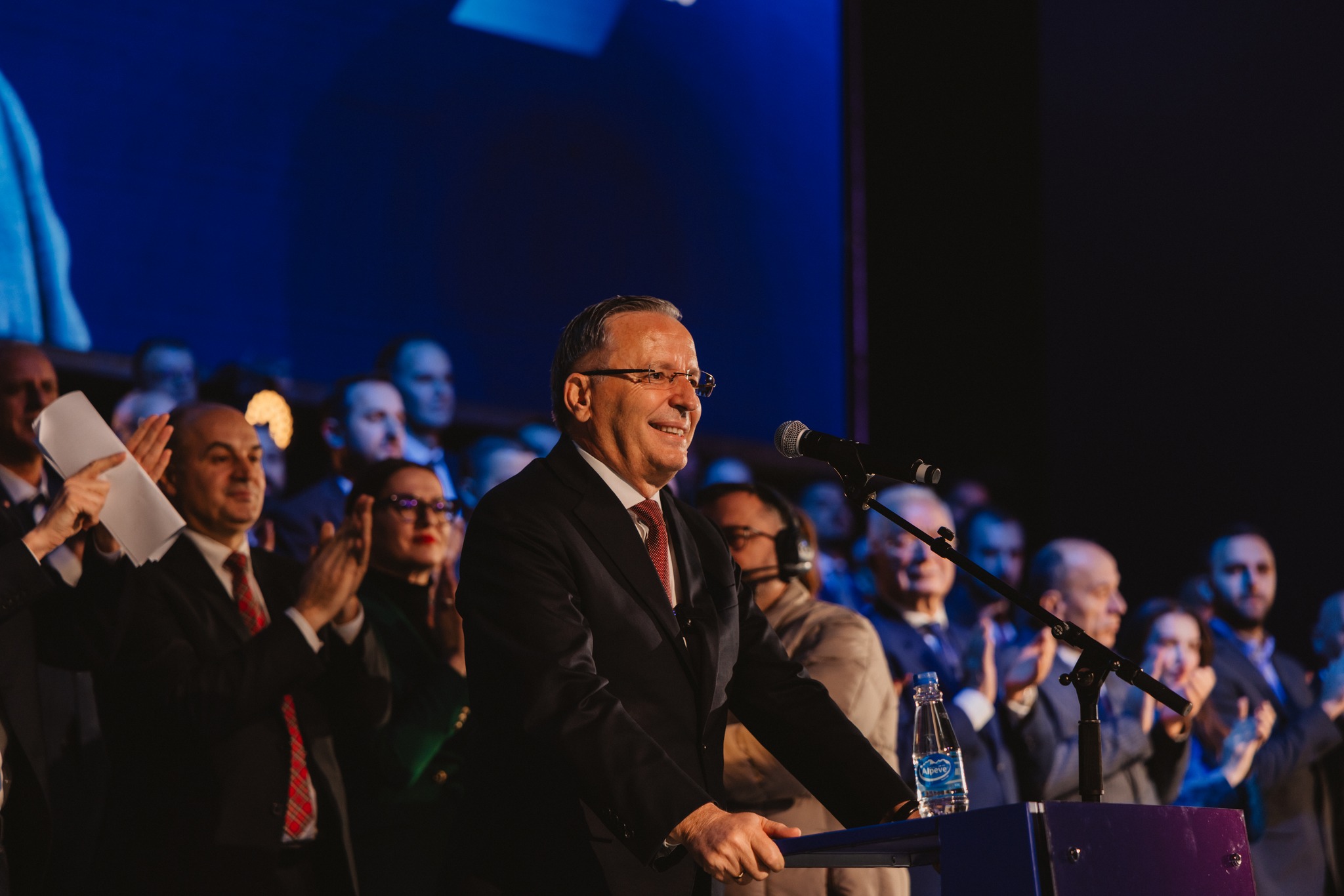 Bedri Hamza uron qytetarët për Vitin e Ri: Besoj te një e ardhme më e mirë për secilin