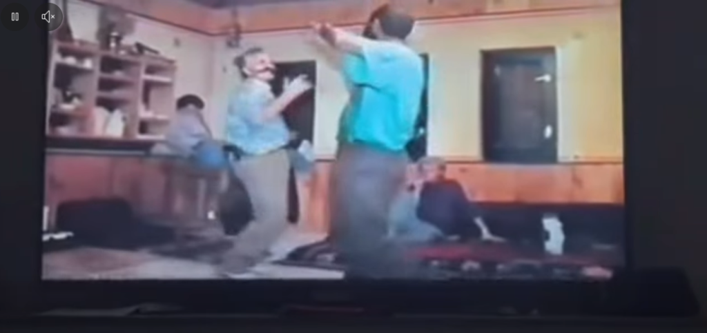 Video e rrallë: Sahit e Hamëz Jashari në momente gazmore, duke vallëzuar së bashku