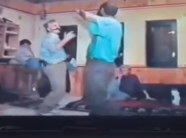 Video e rrallë: Sahit e Hamëz Jashari në momente gazmore, duke vallëzuar së bashku