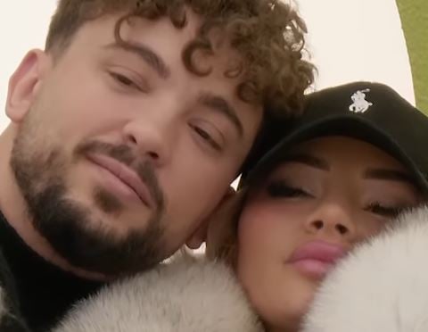 Benita e Toney zyrtarizojnë lidhjen  bëjnë plane për martesë  zgjedhin edhe këngëtarin që do t u këndojë në dasmë