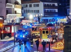 Qindra të lënduar e dhjetëra të vdekur – Helikopterë e ambulanca në vendngjarje: Çfarë dimë për zjarrin në resortin e skive në Zvicër