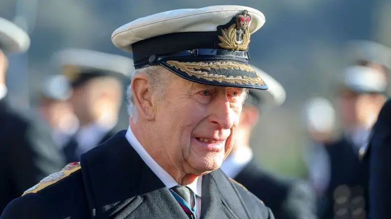 Mbreti Charles ”shumë i trishtuar” nga ‘tragjedia e tmerrshme’ e Zvicrës