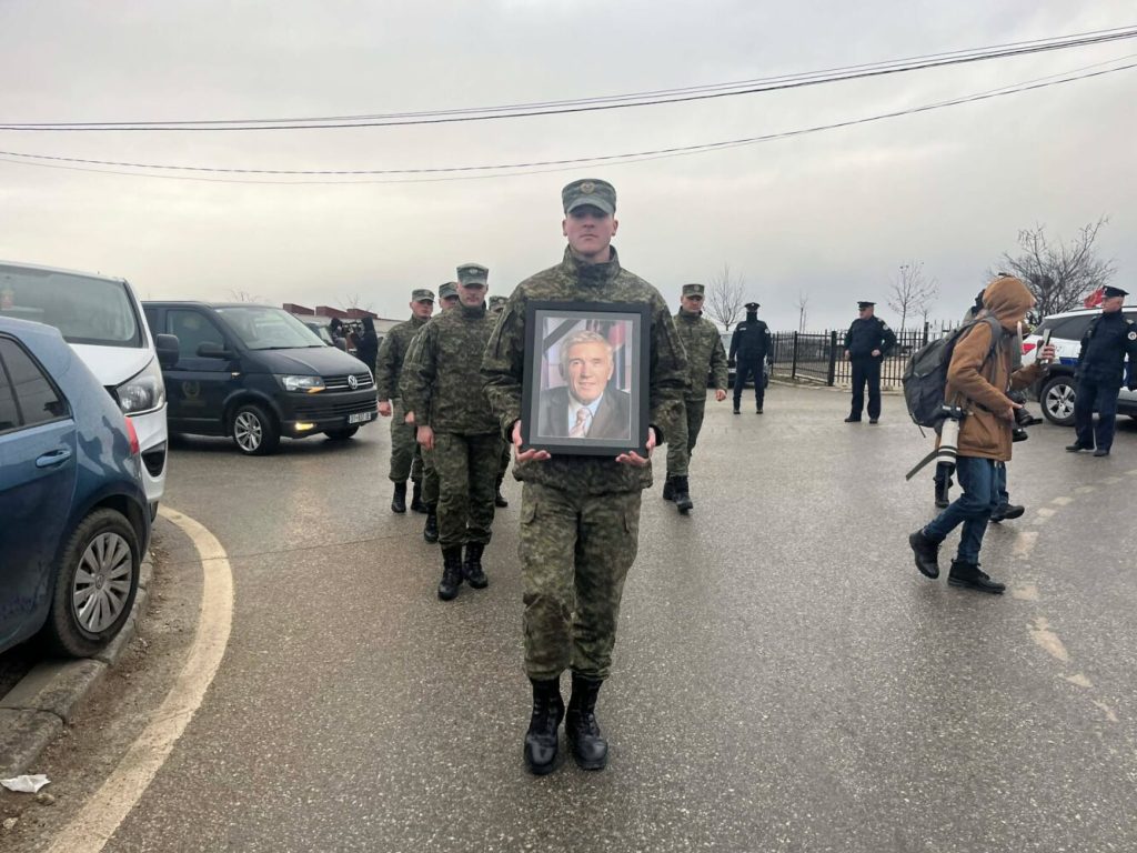 Kryekuvendarit të parë të Kosovës, i jepet lamtumira e fundit