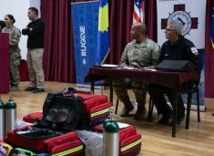 KFOR dhuron pajisje mjekësore për Shoqatën e Kërkim-Shpëtimit të Kosovës