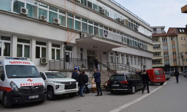 Një foshnje dërgohet e vdekur në Emergjencën e Mitrovicës