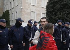 “Edi Rama të bëj përgjegjës ty!”, Lapaj publikon videon e re: Jam në spital, por do kthehem sërish në shesh