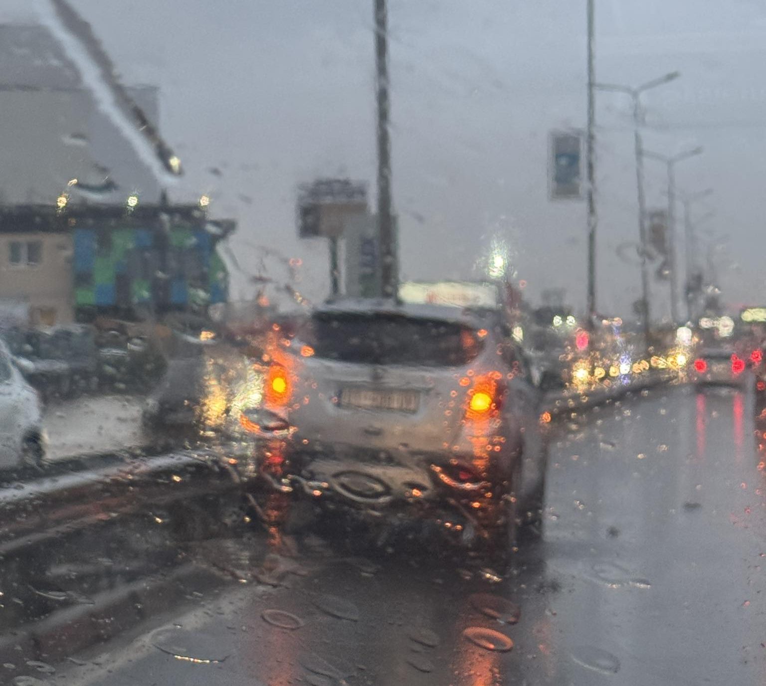 Aksident mes dy veturave në Çagllavicë, shkak reshjet e dendura të shiut