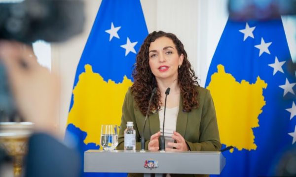 Osmani uron Krishtlindjen ortodokse