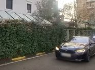 Konfiskohet BMW-ja 140 mijë euroshe, Tirana shpall në kërkim kosovarin