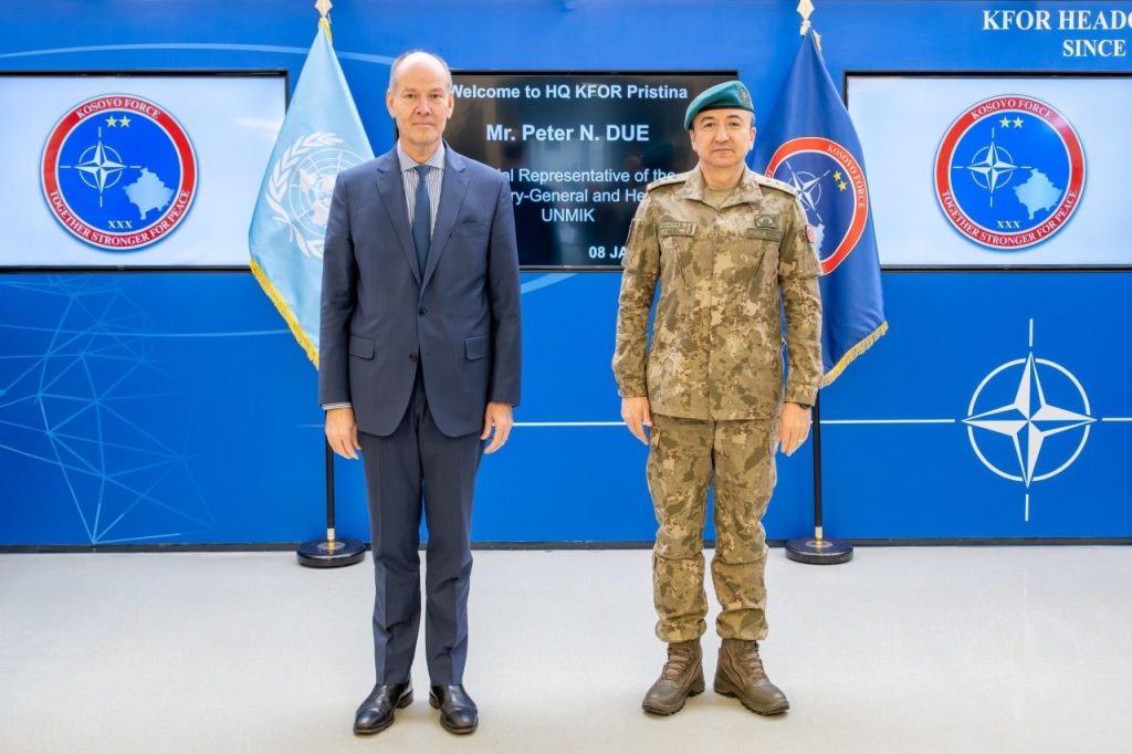 Komandanti i KFOR-it pret shefin e UNMIK-ut në Prishtinë, diskutohet siguria në Kosovë