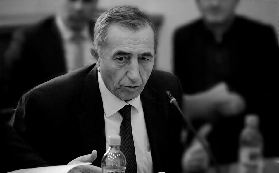 Hoti ngushëllon familjen Sadriu: Kosova humbi një personalitet të rëndësishëm institucional