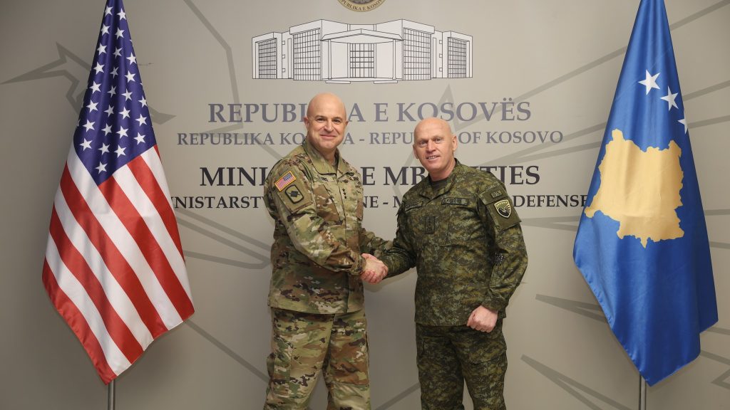 Jashari takon Gjenerallejtënant Stubbs: Partneriteti me SHBA-në, thelbësor për modernizimin e FSK-së