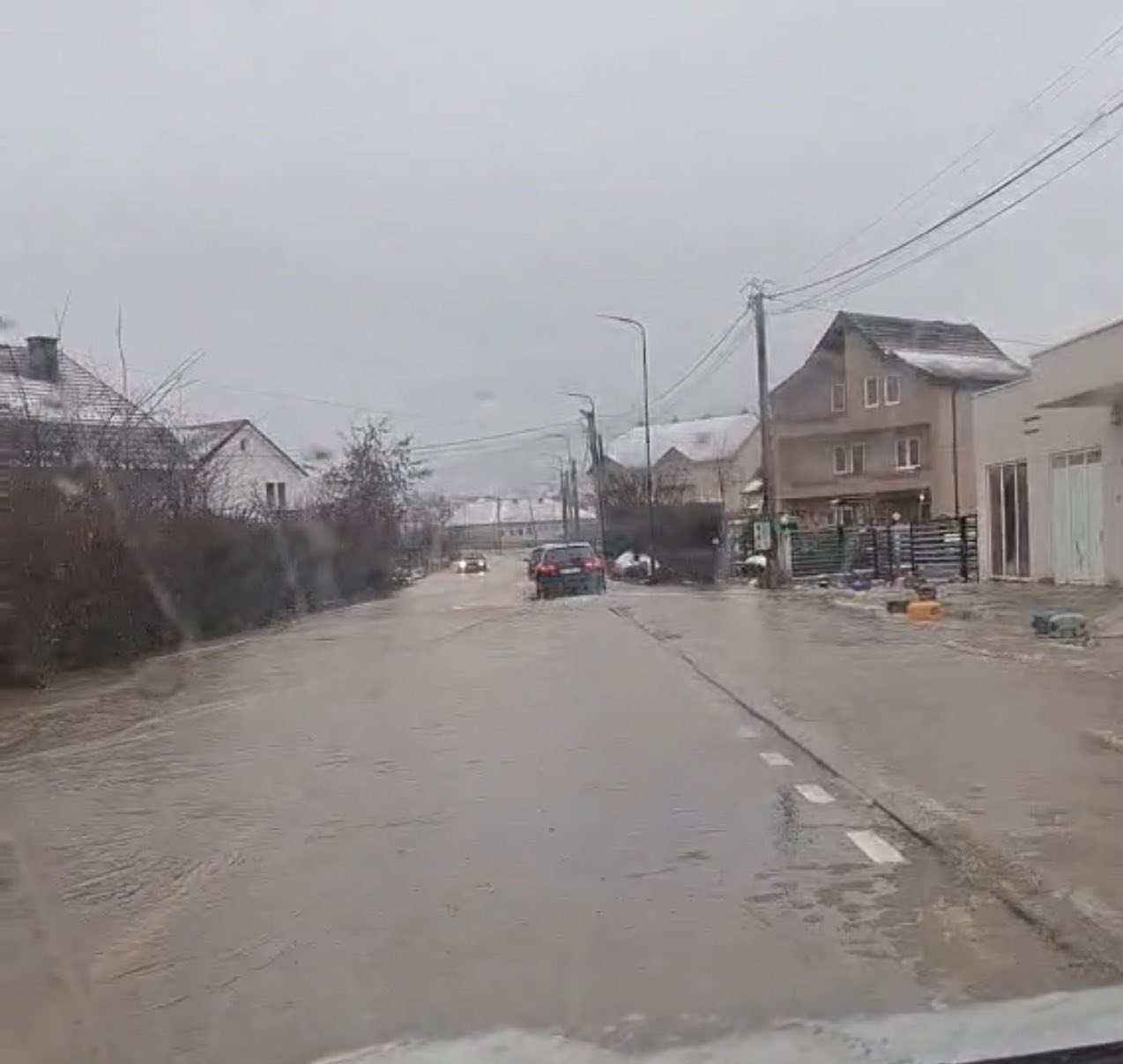 Reshjet e vazhdueshme, Komuna e Lipjanit: Gjendja me vërshime është rënduar